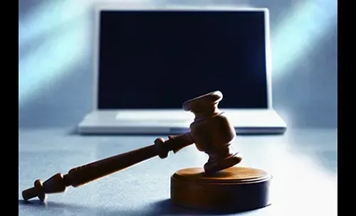تأييد براءة بحرينيين في قضية تشهير