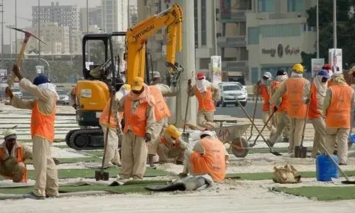 استمرار ارتفاع عدد العمالة الوافدة في البحرين خلال الربع الثاني من عام 2024