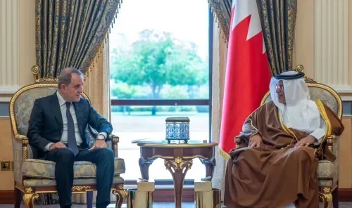 سمو ولي العهد رئيس مجلس الوزراء يستقبل وزير خارجية جمهورية أذربيجان في المنامة