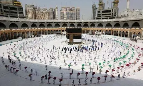 Saudi Arabia announces new rules for foreign Umrah seekers
