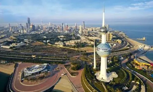 أمير الكويت يقبل استقالة الحكومة ويكلفها بتصريف الأعمال