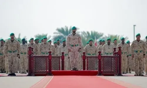 سمو الشيخ ناصر بن حمد يرعى احتفال يوم الشهيد في الحرس الملكي