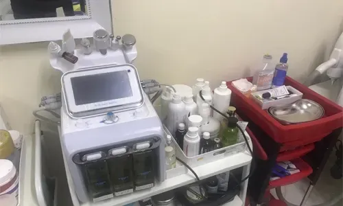 الهيئة الوطنية لتنظيم المهن والخدمات الصحية تتخذ إجراءات قانونية ضد شخص بسبب حقن البوتوكس غير القانونية