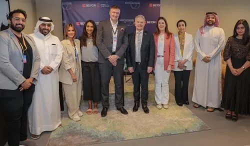 توقيع مذكرة تفاهم بين مسرح الدانة وبوليتكنك البحرين