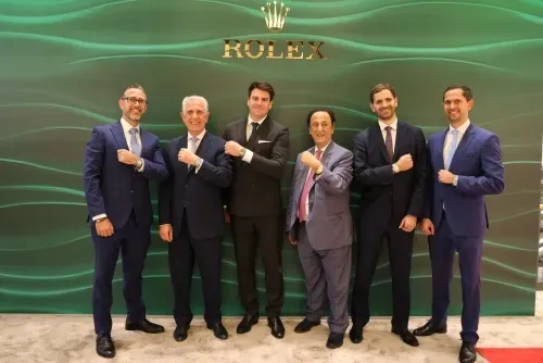 استوديو الفن الحديث يفتتح متجر رولكس الجديد في مراسي جاليريا مول