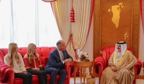 جلالة الملك يشيد بالعلاقات البحرينية الأردنية الراسخة