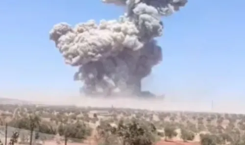 Deadly Blast Rocks Syria Thick Smoke Covers the Sky