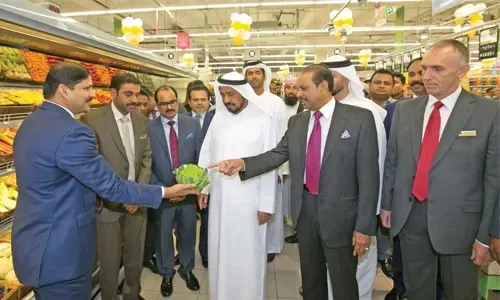 لولو تفتتح هايبر ماركت جديداً في العين