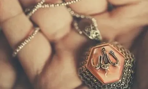 نبي مزيف يبتز ملايين من سعوديين