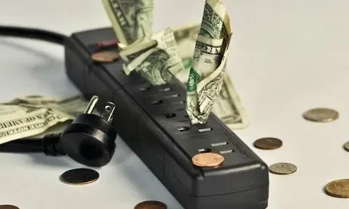 زوجان يواجهان اتهامات بالاعتداء بسبب فاتورة كهرباء