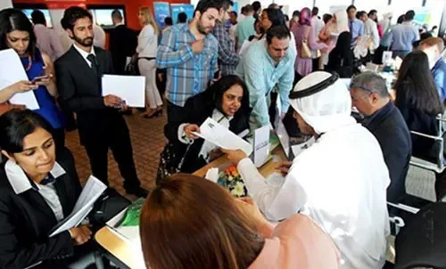 شركات الإمارات تواجه نقصاً في الكفاءات الآسيوية