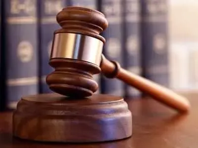 المحكمة تمنح حضانة طفل بحريني لجدته السعودية