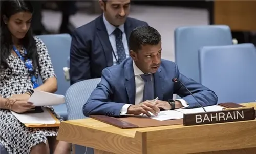 جلالة الملك يؤكد على ضمان حرية تدفق التجارة
