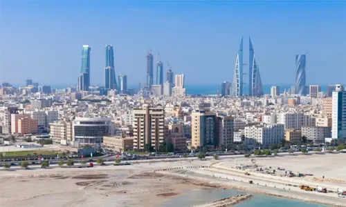 انخفاض في عدد تصاريح العمل للأجانب في البحرين