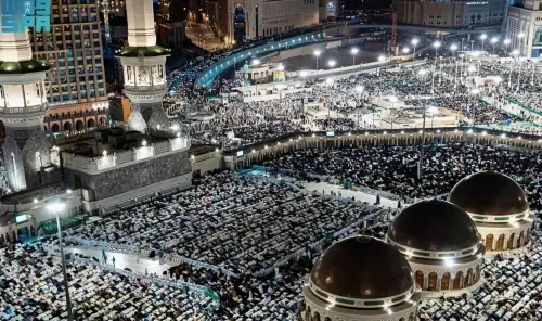 أنظمة متطورة تعزز تجربة المعتمرين في المسجد الحرام خلال شهر رمضان