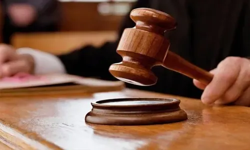 محكمة بحرينية تؤيد أحكاماً بحق آسيويين لبيعهم مواد غذائية منتهية الصلاحية