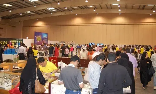 عروض رائعة في بازار الحواج