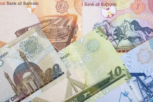 الحكم على مستثمر أوروبي في عملية غسيل أموال بملايين الدنانير في البحرين