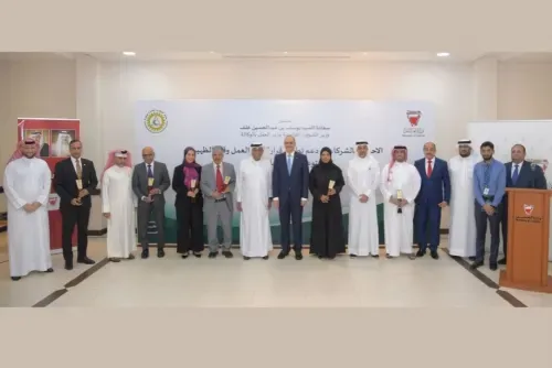 وزارة العمل تكرم ستة من رواد السلامة في القطاع الخاص، وتحول قرار الصيف إلى ثقافة مستدامة