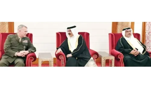 البحرين ستنضم للجهود الرامية لحماية الممرات البحرية