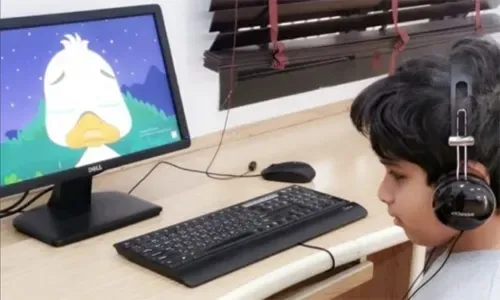 نجاح التعليم الإلكتروني للطلاب المكفوفين في البحرين