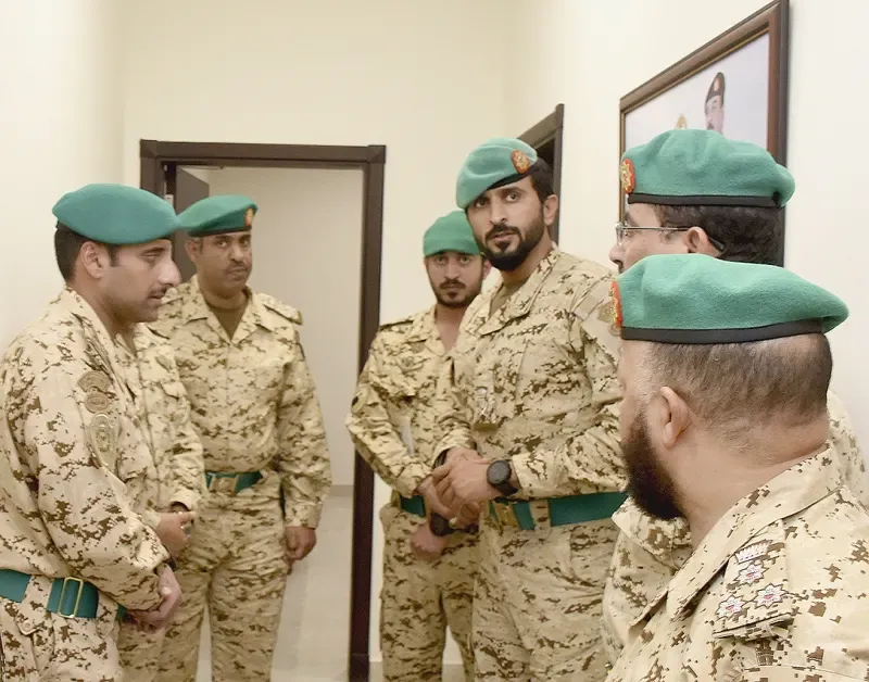 مستشار الأمن الوطني يفتتح "نظاماً عسكرياً جديداً" في الحرس الملكي