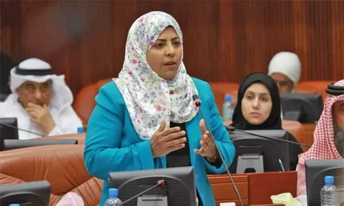 نائب بحريني يدعو إلى مزيد من الرقابة على التحويلات المالية الخارجية