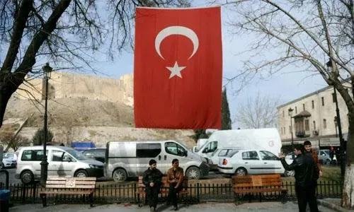 جهادي من "داعش" يفجر نفسه ويصيب أربعة من الشرطة جنوب تركيا