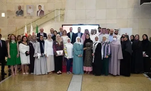 جامعة RCSI البحرين تعلن عن الفائزين بجائزة "إلهام التميز" لعام 2022 خلال حفل لم شمل خريجي دفعة 2012