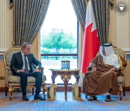 البحرين وأذربيجان تبحثان التعاون الإقليمي