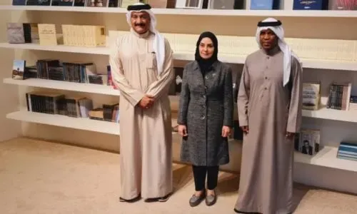 سفيرة البحرين تزور جناح المملكة في معرض القاهرة الدولي للكتاب