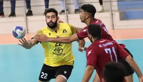 الشباب يتخطى الأهلي ويتأهل لنهائي دوري كرة اليد