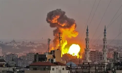 إسرائيل تقلص منطقة الصيد في غزة بعد إطلاق بالونات حارقة جديدة