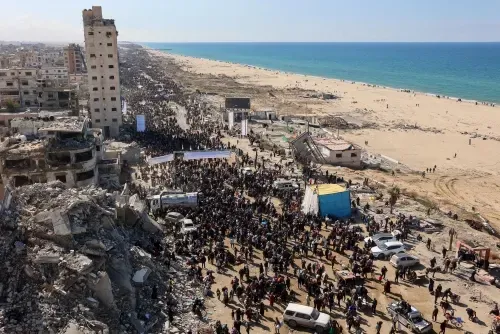 وصول أول سفينة مساعدات إلى ميناء مصري منذ بدء وقف إطلاق النار في غزة