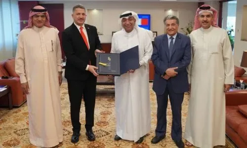 غرفة البحرين تبحث فرص الاستثمار مع القائم بأعمال سفارة العراق