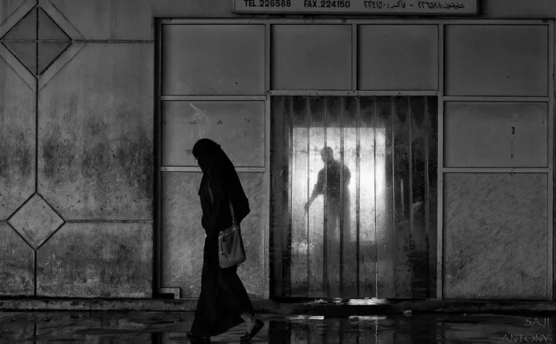 لا! ليس من "المقبول" أن يتزوج المغتصبون ضحاياهم... محامون بحرينيون يطالبون بتغيير القانون