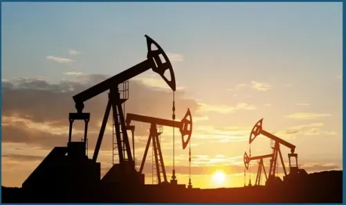 ارتفاع أسعار النفط وسط توترات بين الولايات المتحدة وإيران