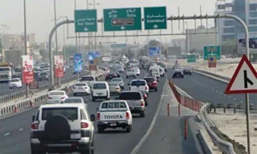 50% من السيارات مملوكة للمقيمين والزوار