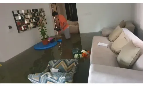 Financial support for rain-affected families in Bahrain