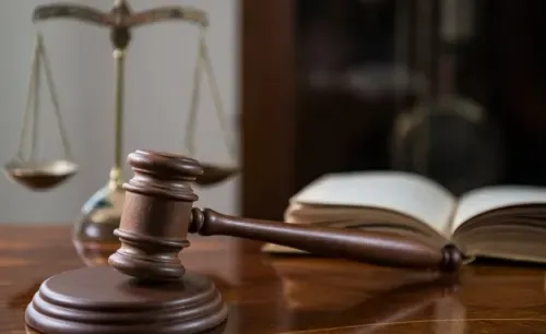 محكمة الاستئناف تؤيد حكماً بالسجن في قضية تزوير أوراق صالون نسائي