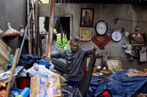 21 killed, dozens missing after Typhoon Molave lashes Vietnam