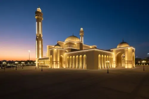 Bahrain Continues Mosque Prayers During Ramadan