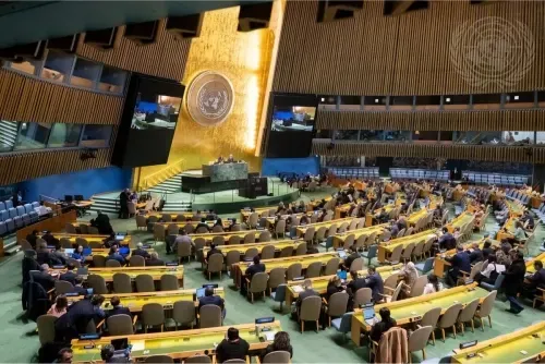 الجمعية العامة للأمم المتحدة تعتمد قراراً بوقف إطلاق النار في النزاع الأوكراني