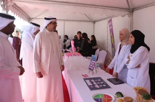 المحافظة الجنوبية تحيي شهر التوعية بمرض السرطان بمبادرات صحية