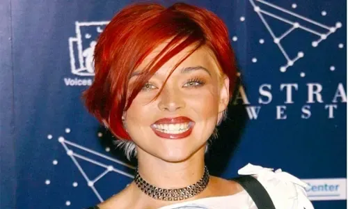 ‘American Idol’ contestant Nikki McKibbin dies at 42