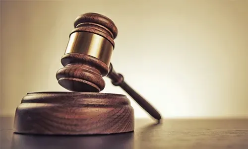 محكمة بحرينية تغرم شقيقين اعتديا على أخيهما