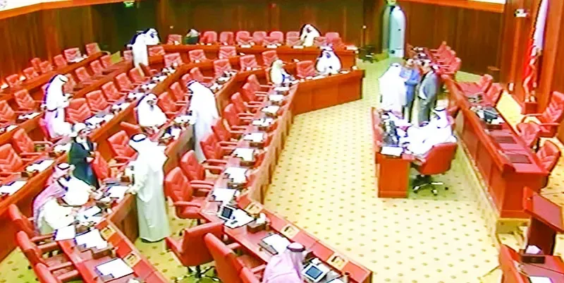 البرلمان يؤجل اجتماعه الأسبوعي بسبب عدم التزام النواب بالحضور والمواعيد