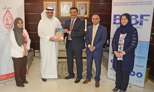 مصرف السلام يوقع اتفاقية مع معهد البحرين للدراسات المصرفية والمالية (BIBF)