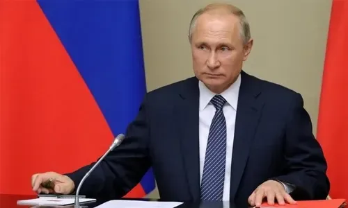 Russia ready to Putin offers help resolve migrant crisis at Poland border: Putin