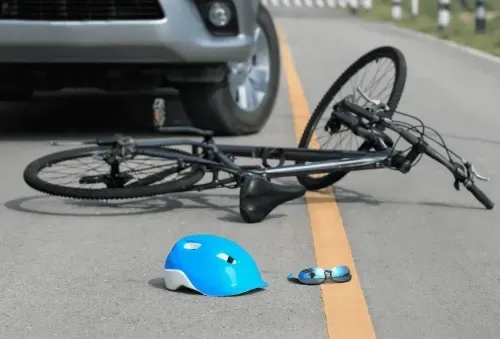 Court to rule on fatal red-light collision case